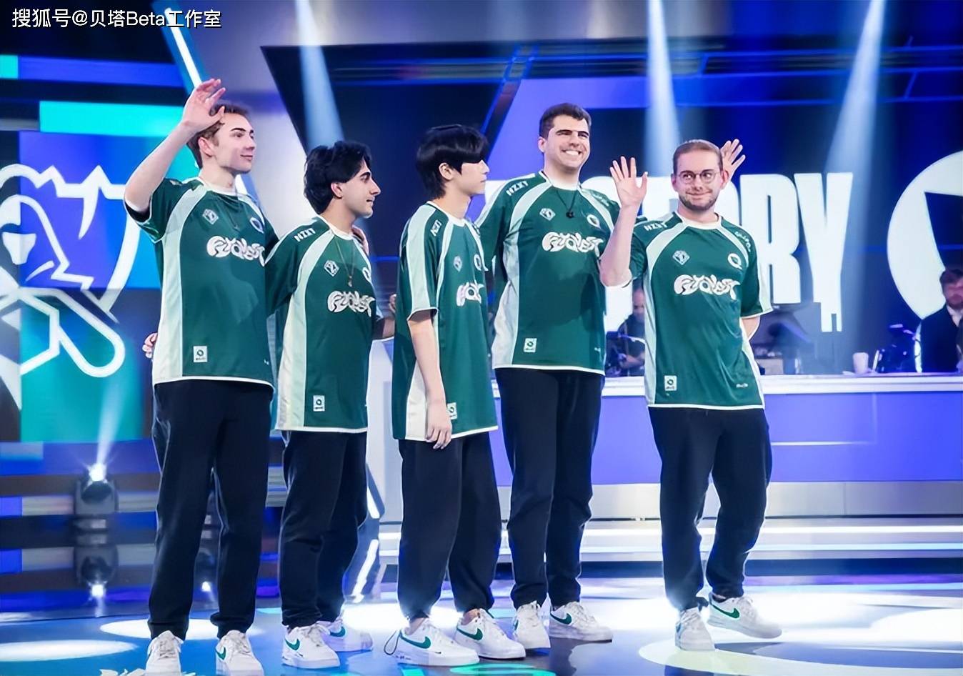 海外网友热议BLG淘汰FLY:FLY差点就3-1了!BLG是东部最弱战队