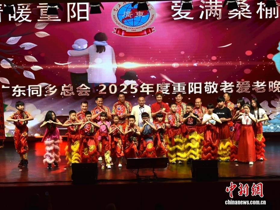 巴西首个“全华班”龙狮团：岭南流脉 南美传声
